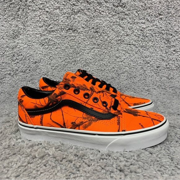NEW Vans Realtree AP Blaze Camo Orange Off The Wall Shoes Sneakers Womens Size 7 - Picture 2 of 16